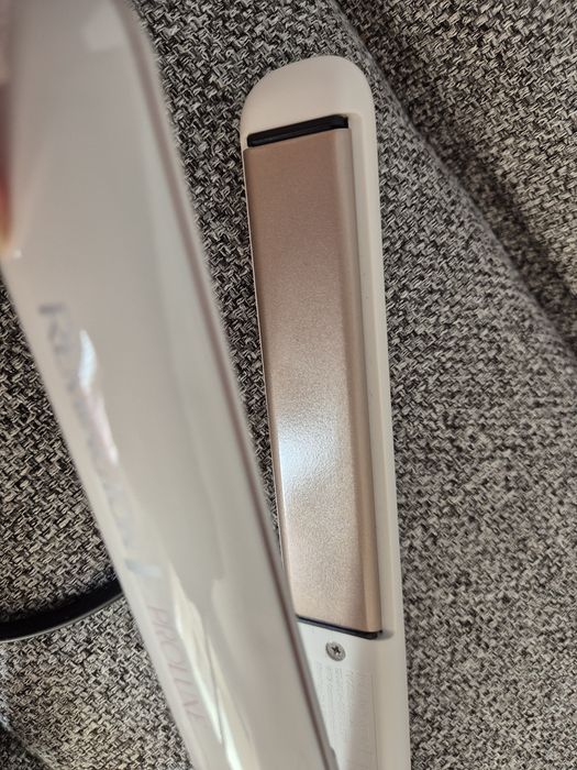 Placa Remington PROluxe s9100 ca noua