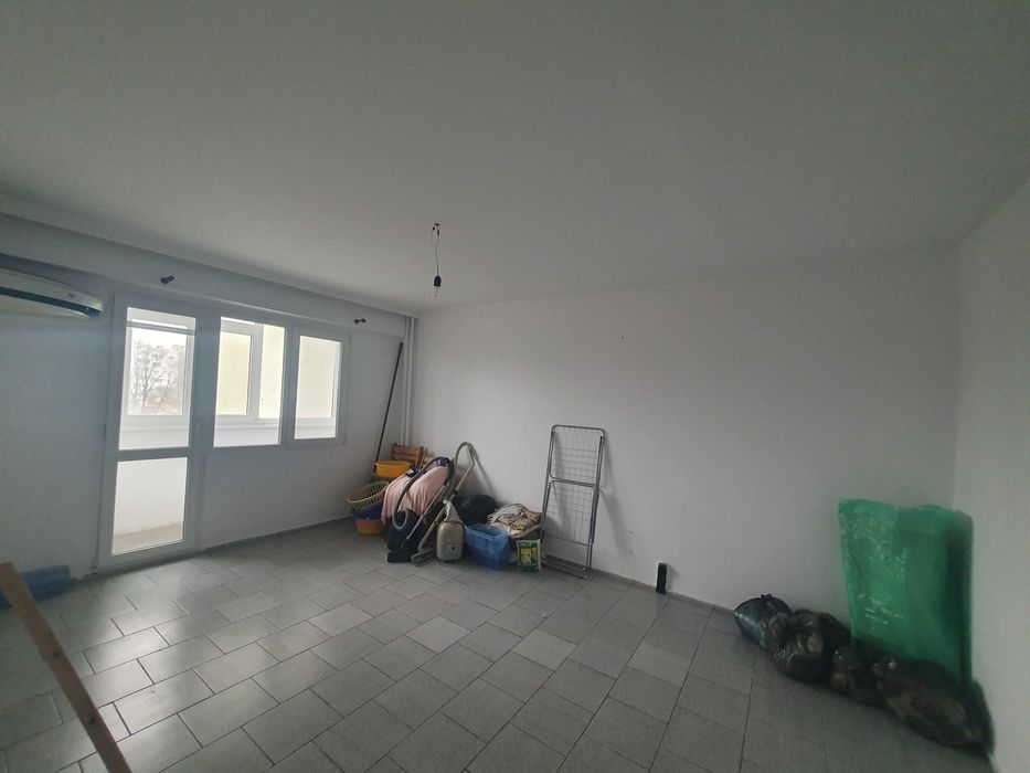 Продава се Тристаен апартамент в Бургас, Меден рудник - зона Б - 65 кв.м за 1277 €/кв.м - Снимка #1