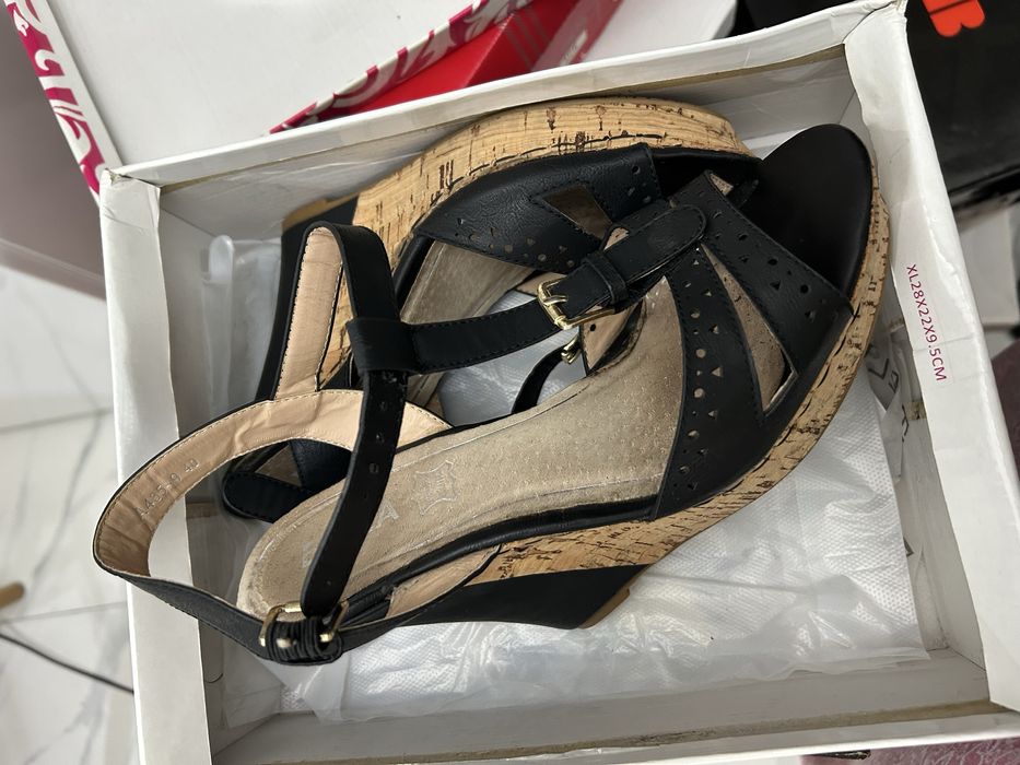 Високи обувки на платформа