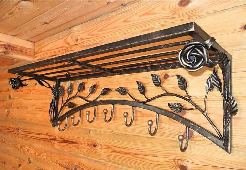 Закачалки и портманта от ковано желязо