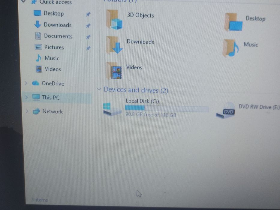 Laptop Acer Aspire E5-573 - i5-5200u/ 6gb RAM/ 128 SSD/ Baterie 3h