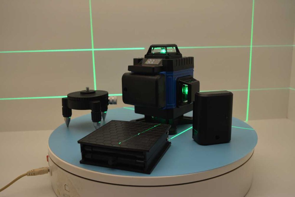 Promotie contine doua acumulatori  Promotie Nivela unda verde 4D 16 lini fara telecomanda  New Nivelă Laser kkamoon 16 lini 4D fascicul raza verde  Of