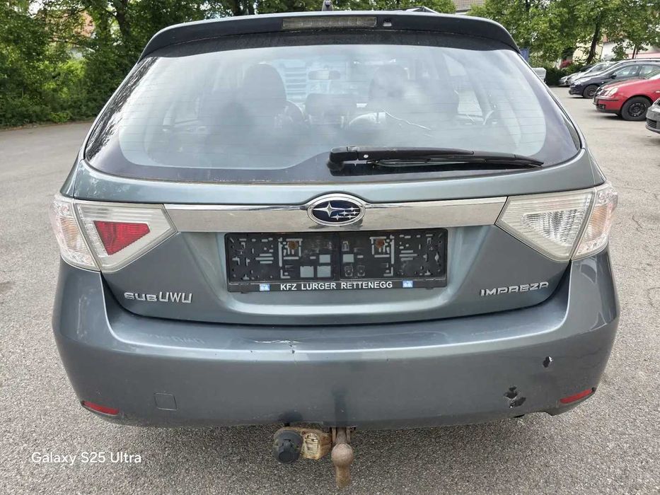Subaru Impreza III 2.0 бензин 150к.с. хечбек 4x4 се продава на части