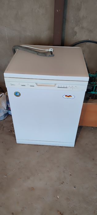 Посудомоечная машина Midea