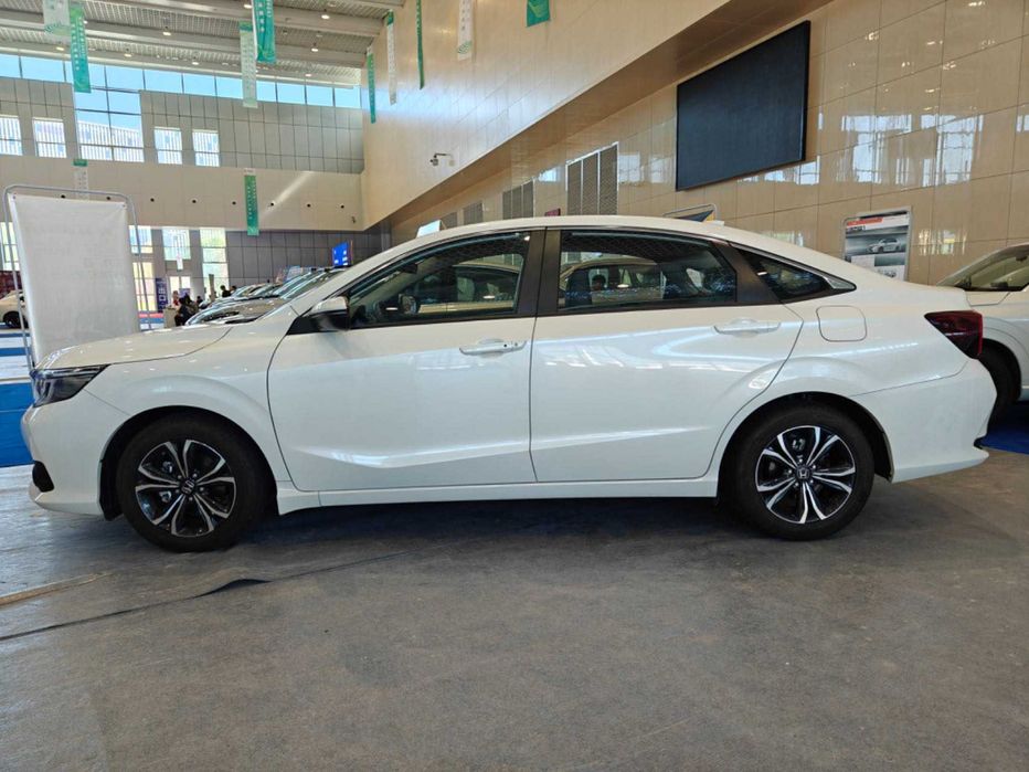 Honda CRIDER 1.0T yangi avtomobil savdosi