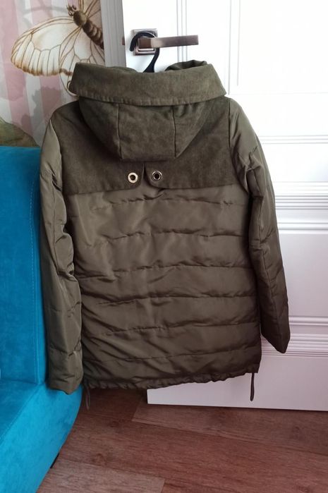 все куртки по 3000 тысячи