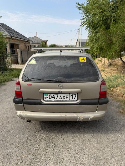 Opel Vectra B 1.6 универсал.