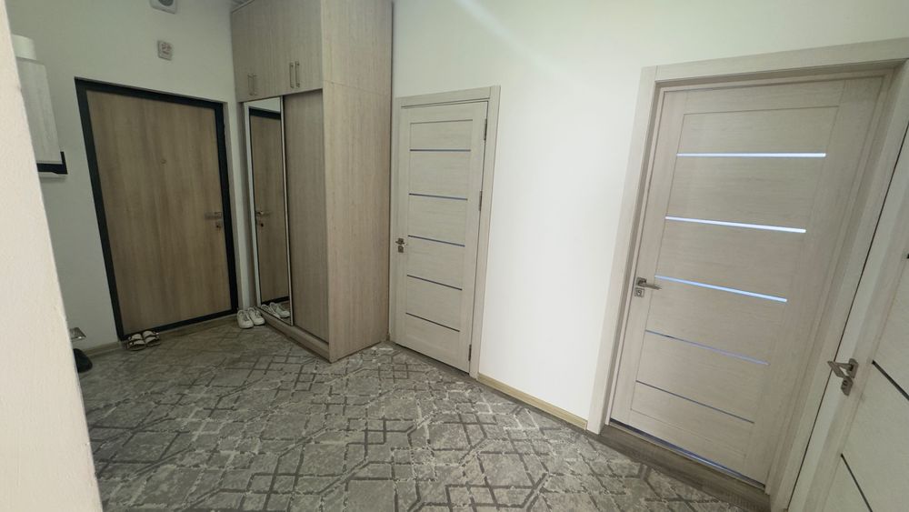 Oʻzimni uyimni sotaman