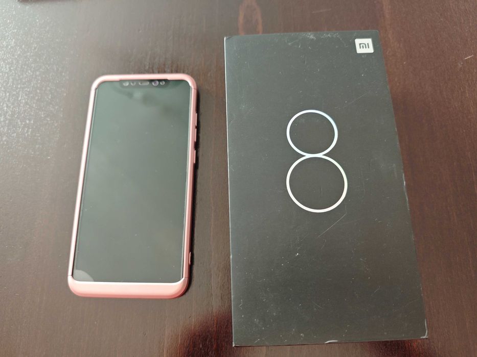 Телефон XIOMI Mi 8