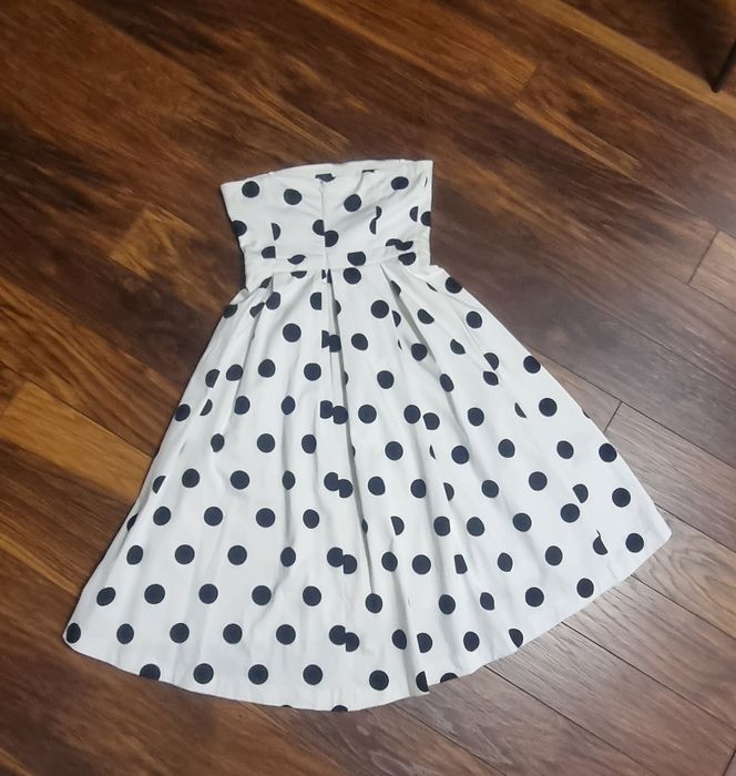 Рокля на точки Mohito