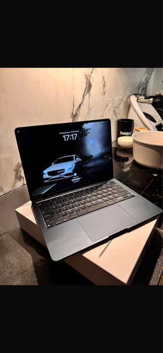 Макбук air13-inch