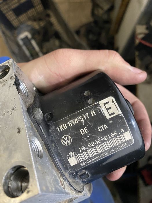 Pompa ABS Audi A3 Golf5 Skoda Octavia 2.0 TDI 1K0614517H 1K0907379K