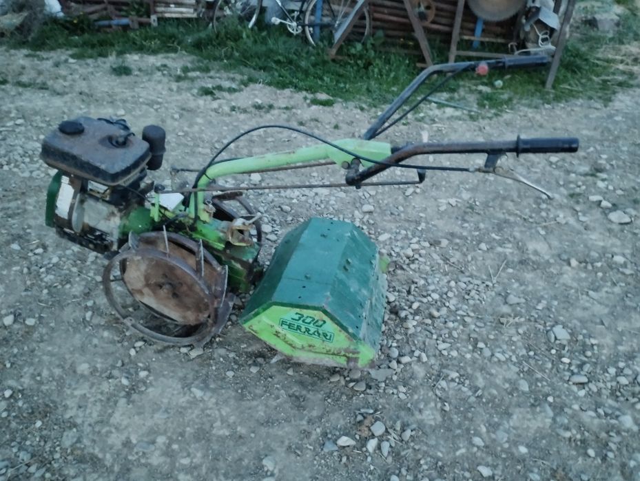 Circular electric motor 220