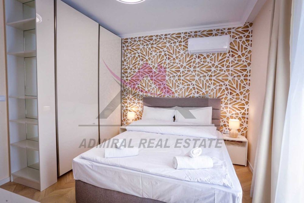 Дава се под наем Тристаен апартамент в Варна, Галата - 110 кв.м за 800 € - Снимка #2