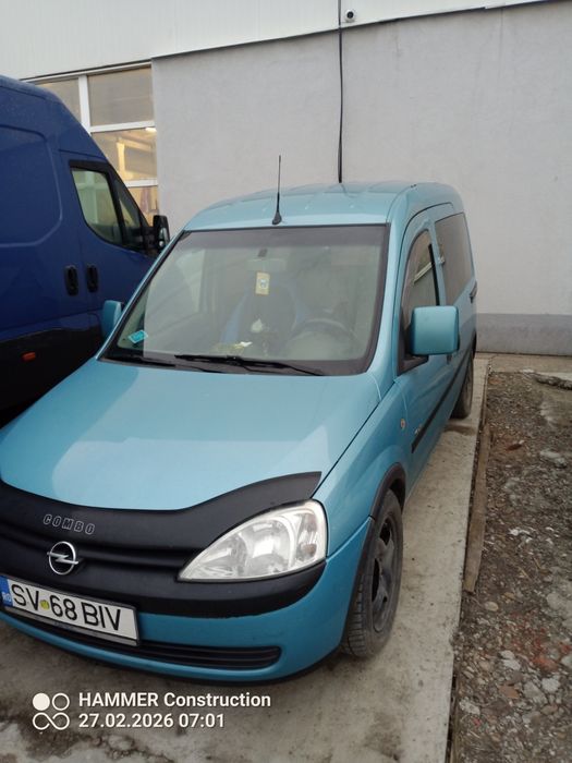 Vînd Opel Combo 1,6 benzină și Gpl