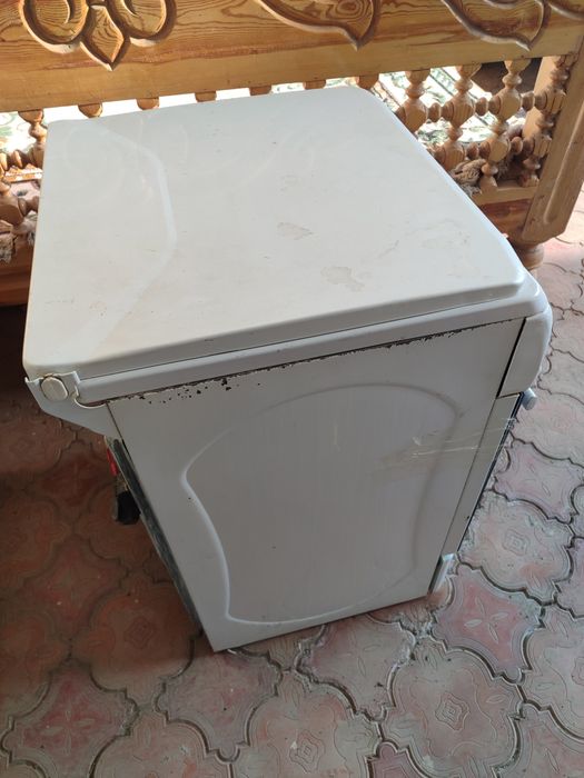 Турецкая печка, работает на газе и на электричестве. Б-У