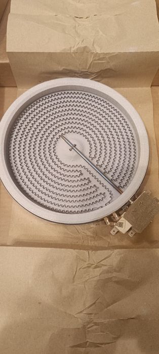 Продавам нагревател за керамичен котлон 1800вата.