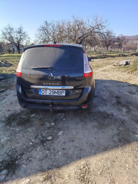 Renault Scenic 2012 luna a-5