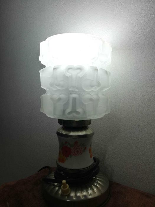 Veioza vintage cu buton