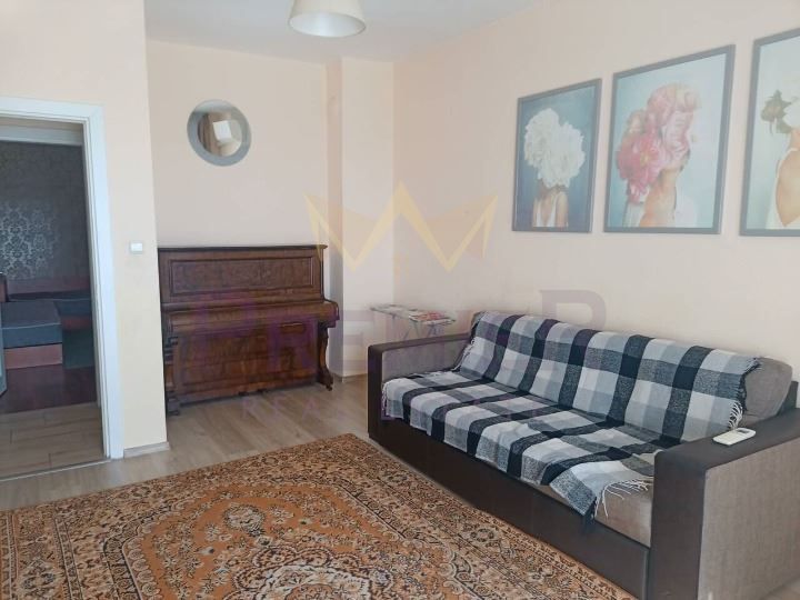 Дава се под наем Многостаен апартамент в Варна, Чайка - 86 кв.м за 612 € - Снимка #3