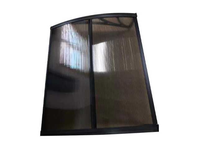 Copertine/ marchize/acoperis- usa, fereastra, balcon Transport gratuit