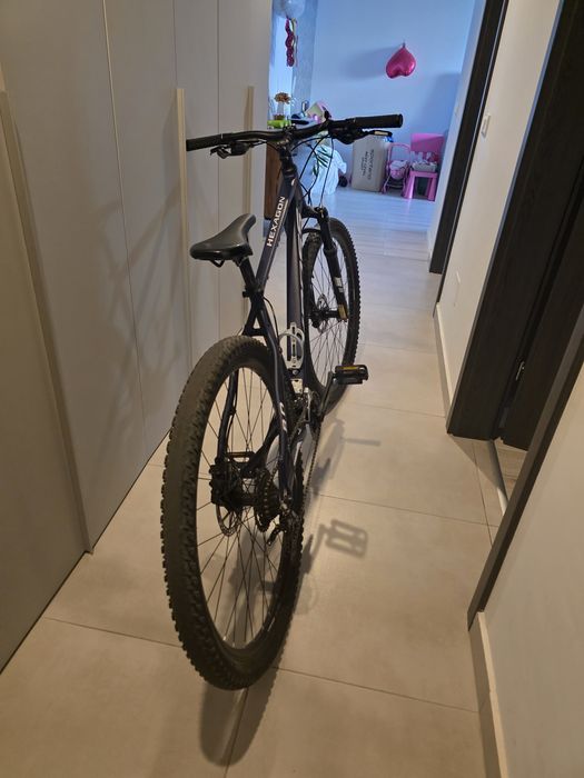 Bicicleta Kross, mărimea M, roți de 29 inch, anvelopă nouă Continental (am factura și bonul fiscal la bicicletă).
