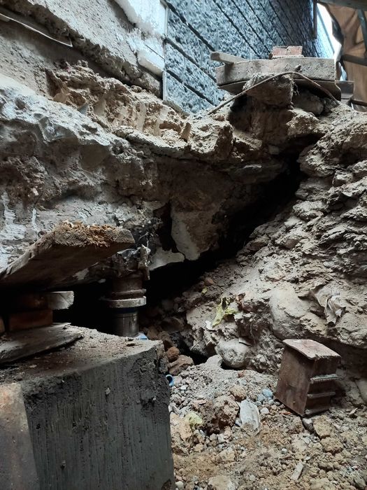 Инъектирование фундамента. Подъем. . Усиление.