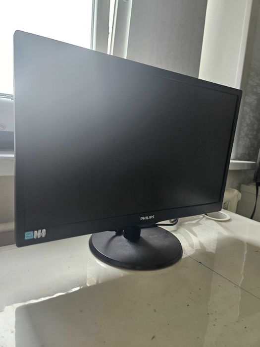 Монитор 21.5" Philips HDMI\VGA