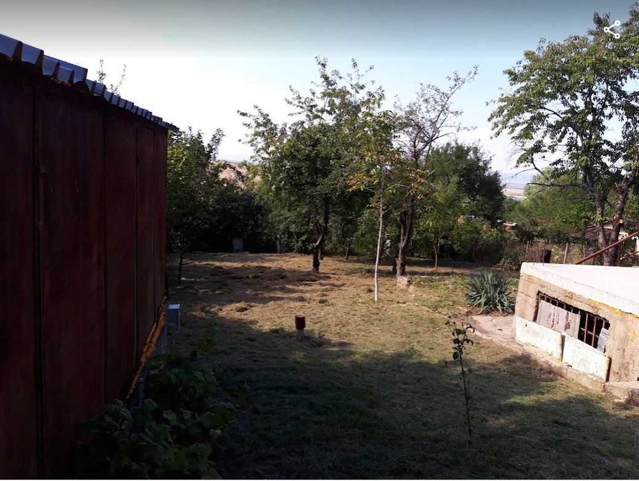 Дава се под наем Парцел в с. Лозен, Област София-град - 650 кв.м за 152.49 € - Снимка #1