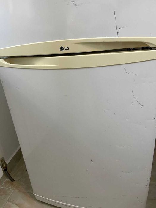 Холодильник LG 195литр срочно продам