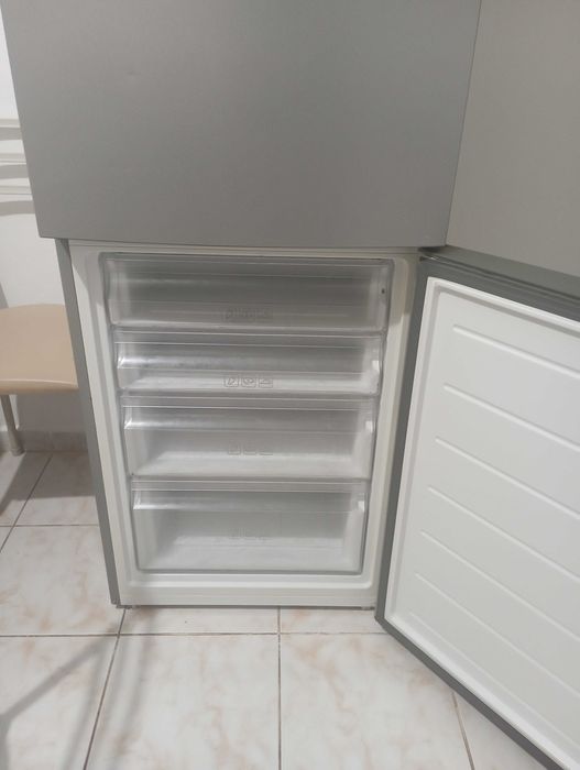Холодильник Haier NoFrost