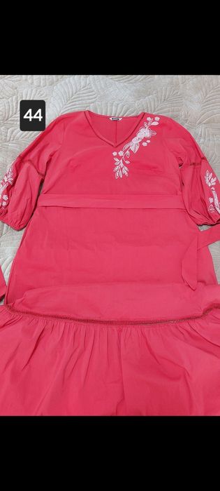 Продам платья турция