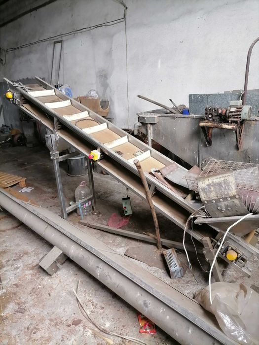 Продавам лента за зеленчуци