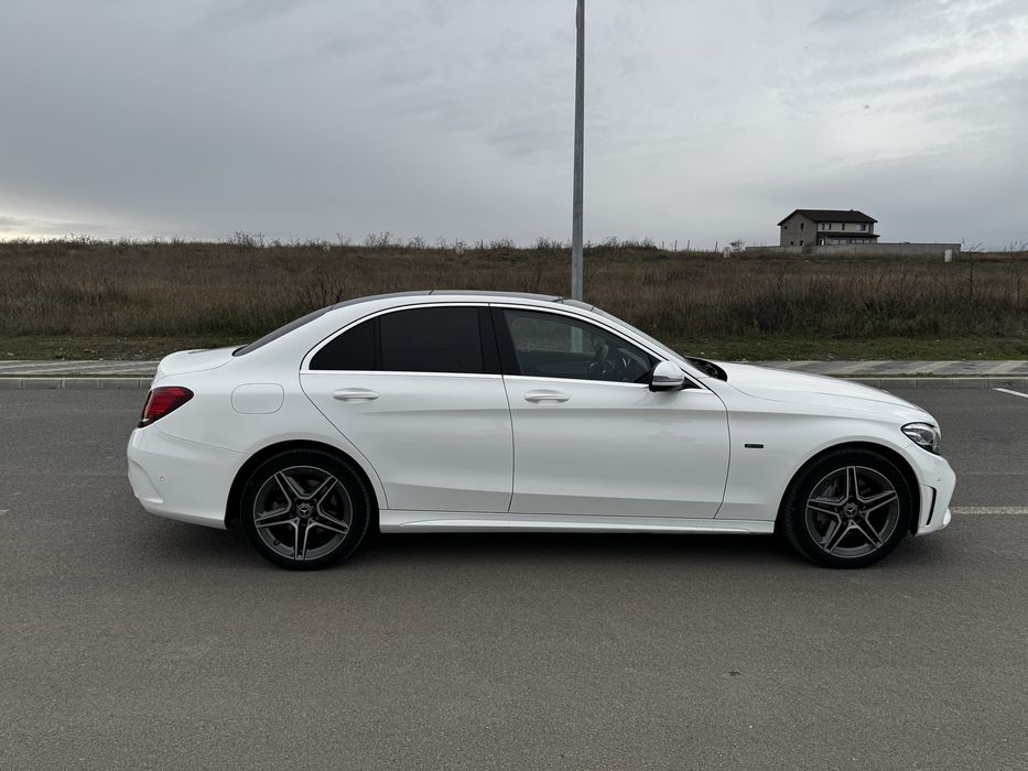 MERCEDES-BENZ C-Class 2020 — imagine 3