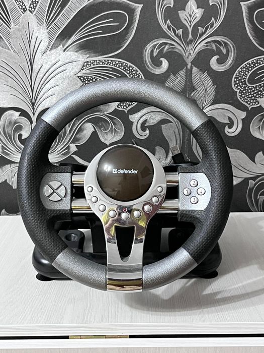 Продам игровой руль