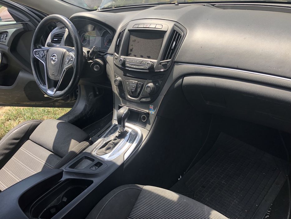 Usa portiera capota aripa Opel insignia A facelift 2015 break combi