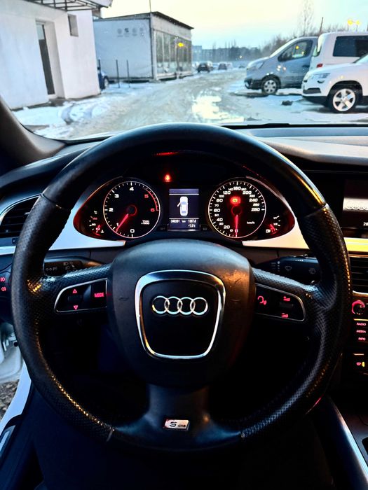 Audi A4 B8 S-line | 2.0 TDI | 170CP | Manual