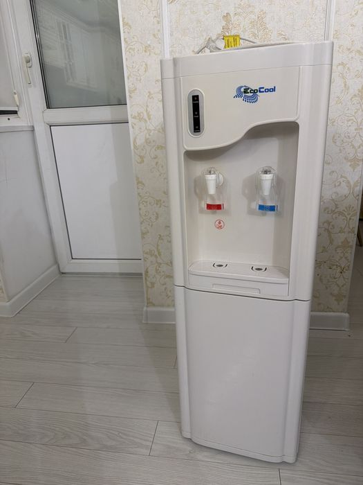 Диспенсер, напольная