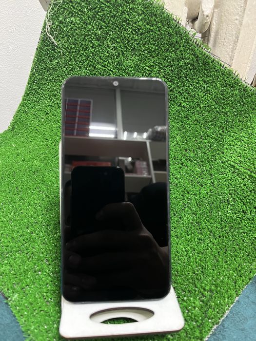 Продам Vivo Y1s