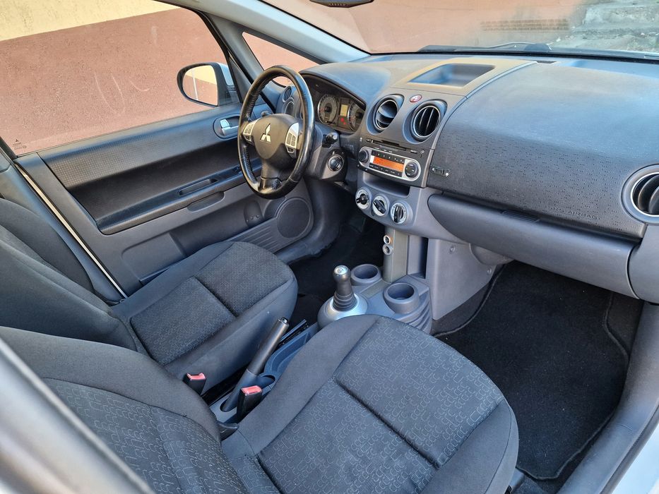 MITSUBISHI Colt 2011 — imagine 5