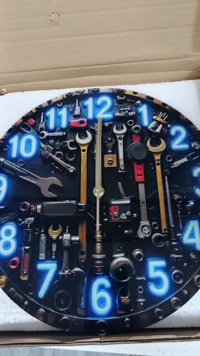 Стенен  часовник