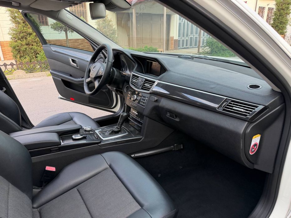 Mersedes W212 QAYTA JIXOZ EMASS!!! 2011Состаяние Идеално Пробег 182000