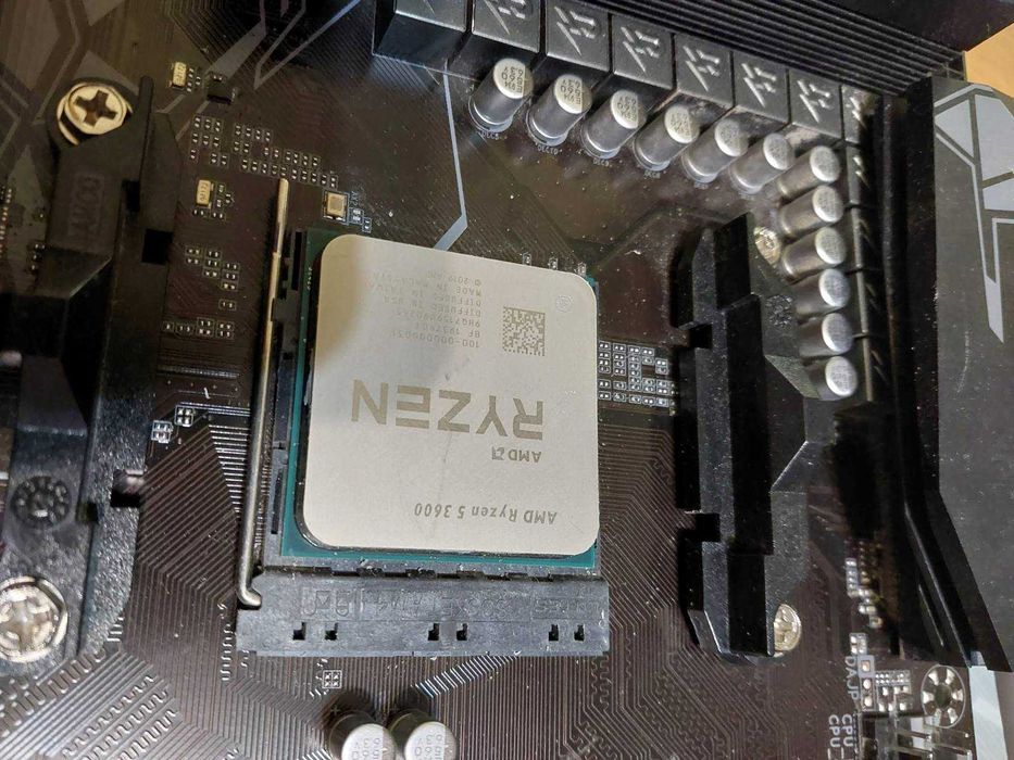 AMD Ryzen 5 3600 + Gigabyte X570 Gaming X