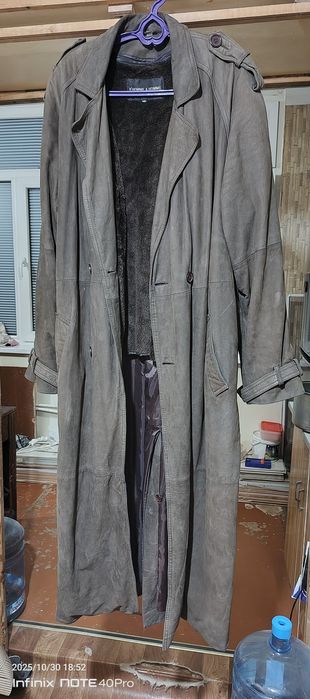 Мужской плащ из натуральной кожи (набук) в отличном состоянии!