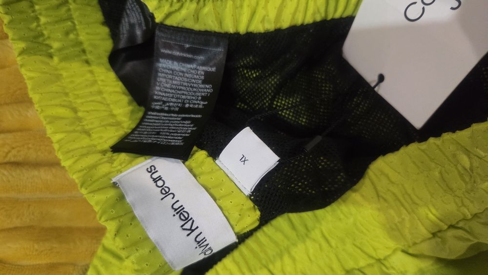 Calvin klein ново оригинално мъжко долнище