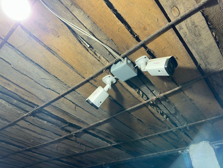 Жедел түрде қора сатылады!