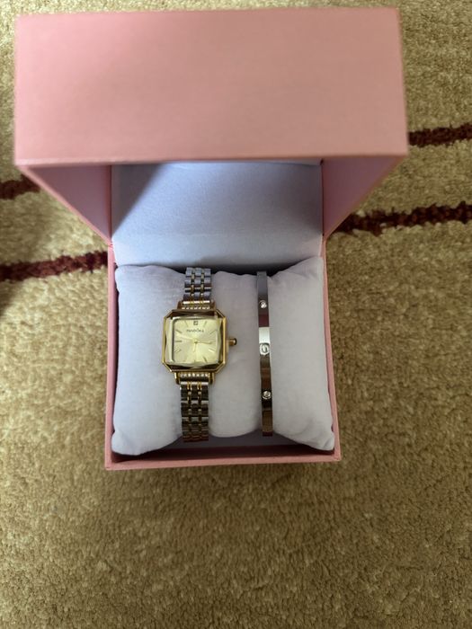 часы,браслет пандора