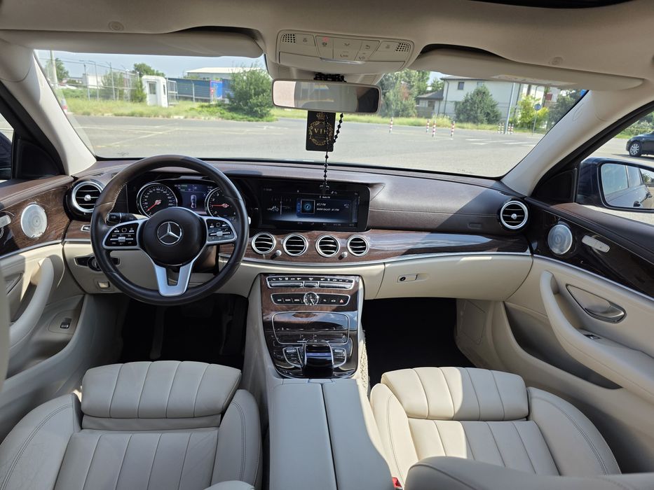 Mercedes Benz E300e