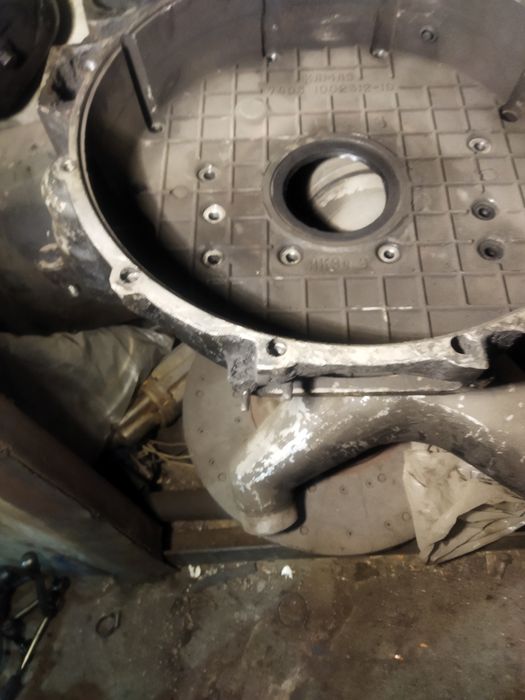 Двигатель евро от Камаза -6520