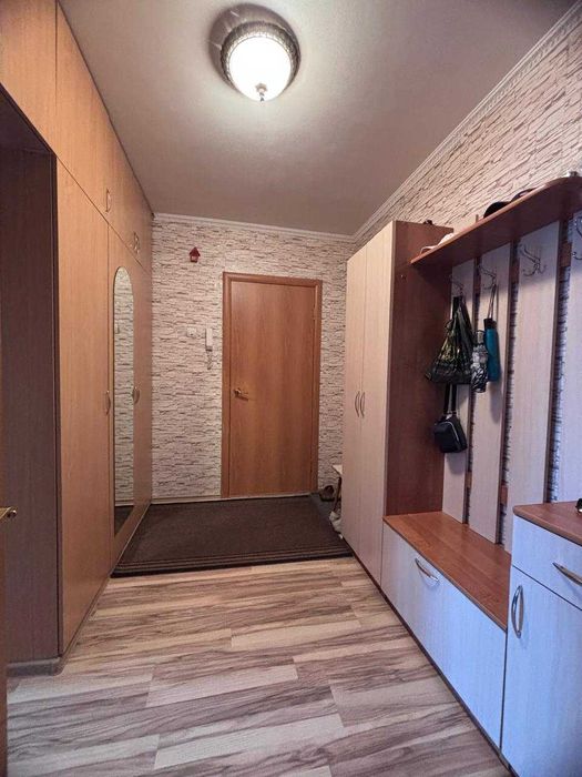 Продам улучшенную 2шку по Карбышева